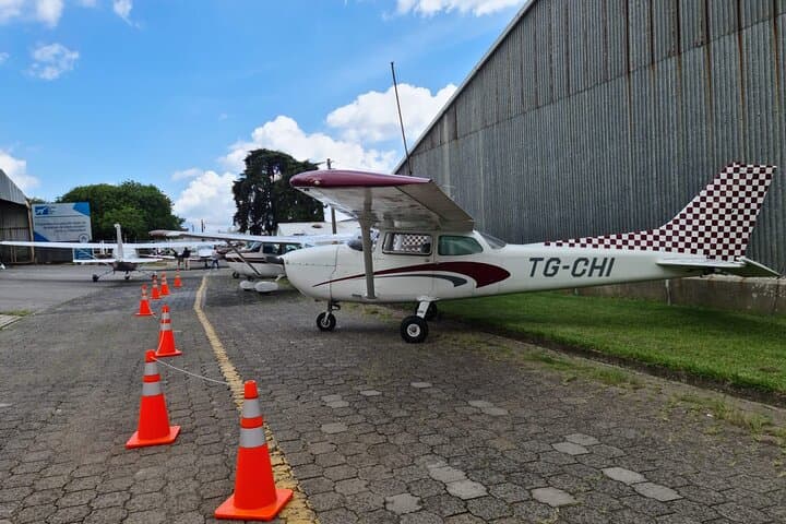 Guatemala City Test Fly: Learn to Fly Over Volcanoes & Lake Amatitlán photo 5