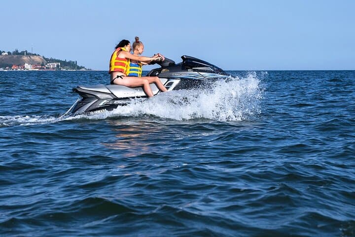 Dubai Flyboarding & Jet Ski Adventure with Pickup and Drop-Off photo 5