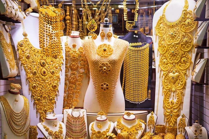 Dubai Gold Souk Guided Shopping Tour in Deira
