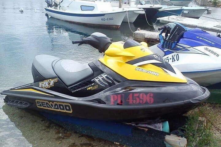 Jet Ski Korčula: Yamaha VX110 Rush Between Korčula and Pelješac