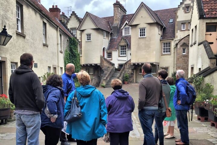 Private Royal Mile Walking Tour: Edinburgh Old Town History & Hidden Closes