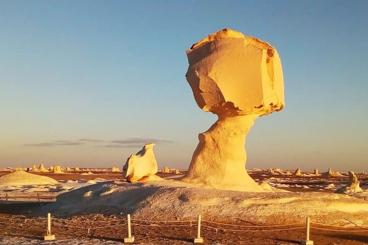 4-Day White Desert Camping Adventure from Cairo: Bahariya & Farafra Oases
