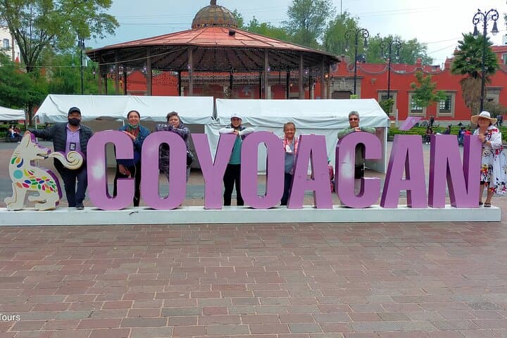 Private Coyoacán & Xochimilco Day Tour with Trajinera Ride photo 2