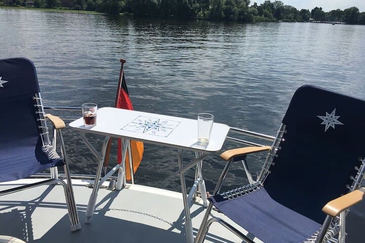 Potsdam Lock Tour with Skipper — Havel River, Palaces & Peacock Island photo 3