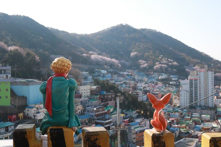 Private Busan Tour: Gamcheon Culture Village & Beomeosa Temple (Customizable) photo 2