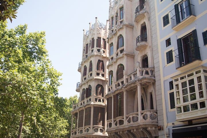 Palma Cathedral Guided Walk — 90-Min Historic Centro & La Seu Interior Tour photo 4