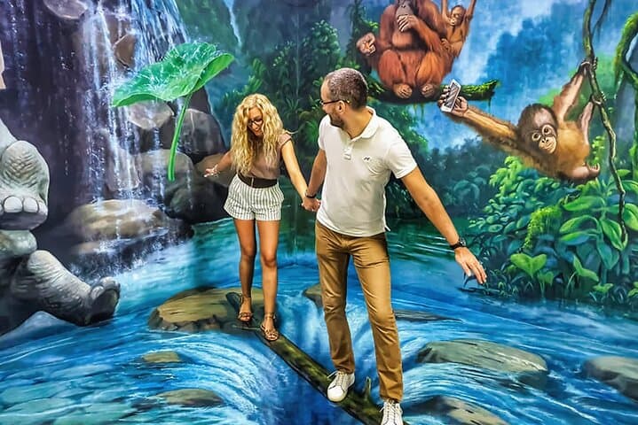 3D World Selfie Museum Dubai — Interactive 3D Trick-Art Experience photo 2