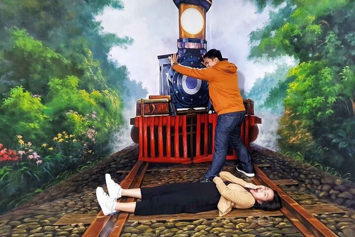 3D World Selfie Museum Dubai — Interactive 3D Trick-Art Experience photo 3