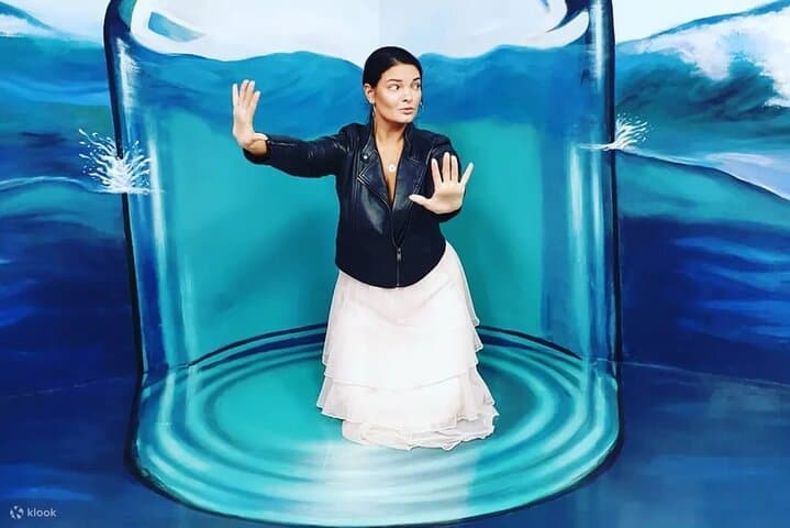 3D World Selfie Museum Dubai — Interactive 3D Trick-Art Experience photo 4