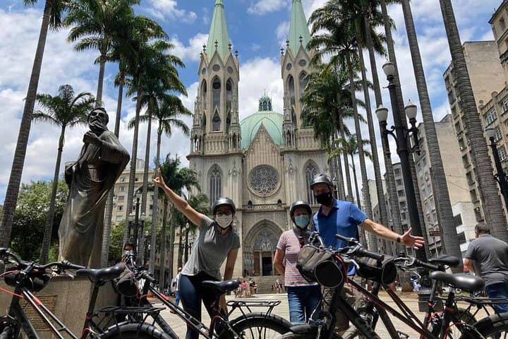 Secrets of Downtown São Paulo Bike Tour — Hidden Gems on a 3-Hour Ride photo 2