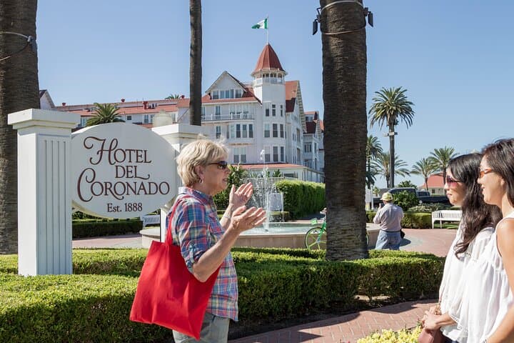 Coronado History and Highlights: Guided Small-Group Walk from San Diego