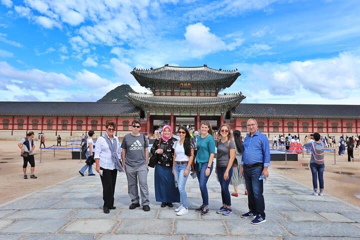 Seoul in a Layover: 8–10 Hour Private Tour from Incheon Airport photo 2