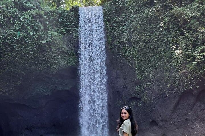 Bali's Most Instagrammable Day Tour: Lempuyang, Tirta Gangga & Tibumana Waterfall photo 6