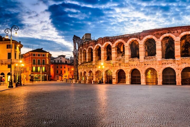 Verona Scavenger Hunt: Self-Guided Riddle Walk Through the Historic Center