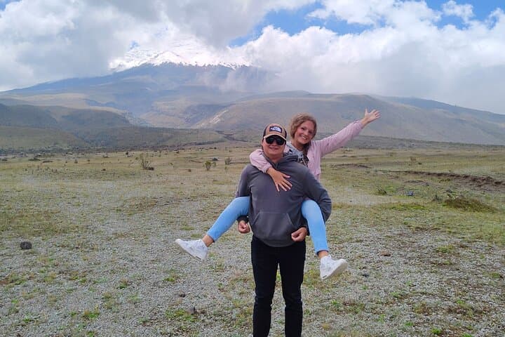 Two-Day Cotopaxi & Quilotoa: High-Altitude Trek from Quito photo 3