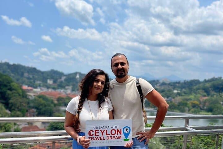 Highlights of Sri Lanka: Mirissa Whales, Sigiriya Climb & Kandy Cultural Tour