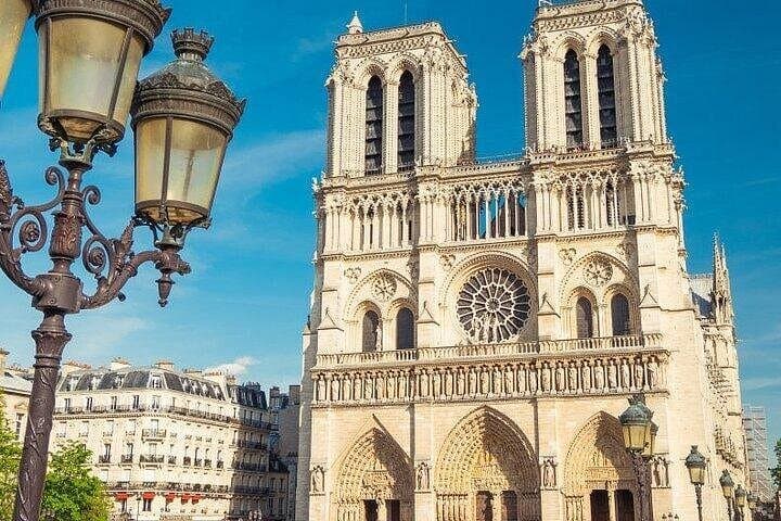 Half-Day Private Paris Panoramic Tour with Hotel Pickup photo 3
