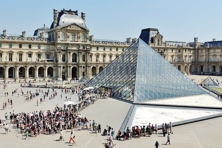 Half-Day Private Paris Panoramic Tour with Hotel Pickup photo 5