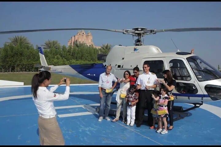 Dubai Helicopter Tour & Dhow Cruise Dinner at Marina — Skyline Aerials and Night Cruise photo 3