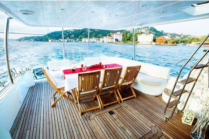 Luxury Bosphorus Yacht Cruise with Hotel Transfers and Grand Bazaar Visit photo 3