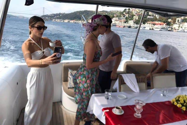 Luxury Bosphorus Yacht Cruise with Hotel Transfers and Grand Bazaar Visit photo 6