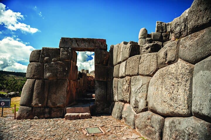 Essential Cusco Tour Package — 7-Day Sacred Valley, City Ruins & Machu Picchu photo 2
