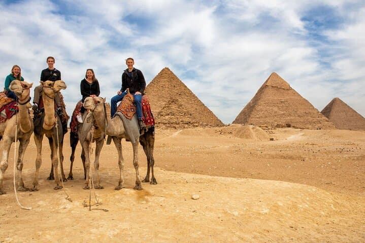 Private Giza Pyramids, Sphinx & Saqqara Tour with Luxury Nile Dinner Cruise photo 3