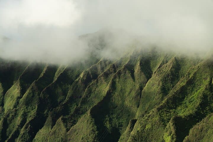 Private 60-Minute Helicopter Tour Around Oahu — Honolulu Aerial Sightseeing photo 5