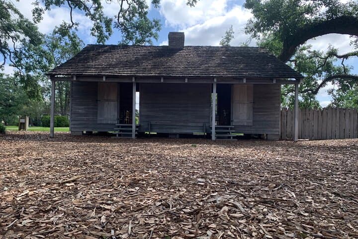 Oak Alley Plantation and New Orleans Culture Combo Tour — River Road Plantations & Urban History photo 4