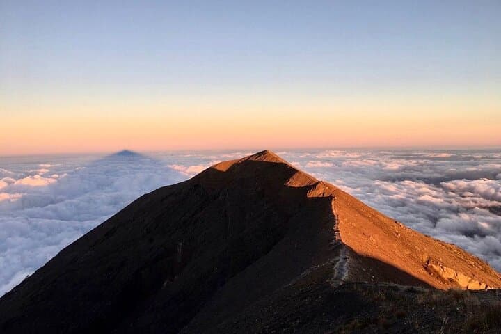 Mount Agung Sunrise Summit Trek — Bali Volcano Sunrise Hike Guide photo 4