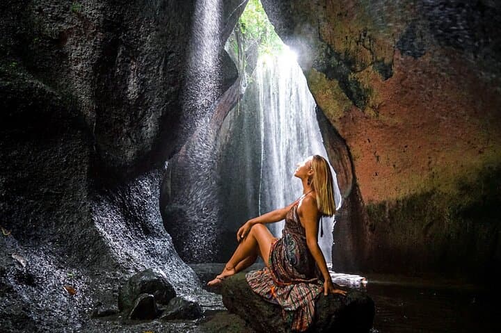 Private Ubud Day Tour: Waterfall, Rice Terrace & Monkey Forest photo 4
