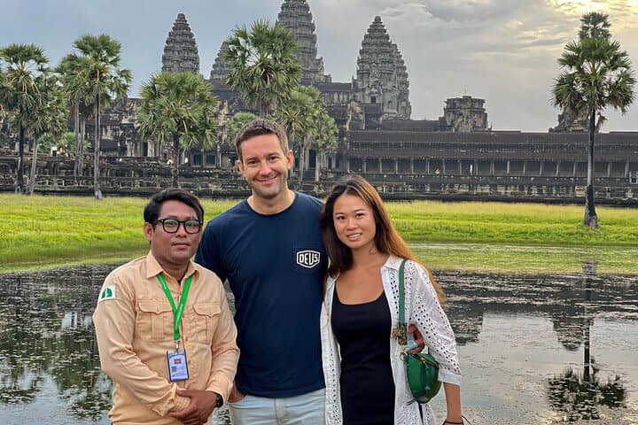 Private Angkor Wat Sunrise Tour and Tonle Sap Boat Cruise — Morning Sunrise & Floating Village Day Trip photo 5