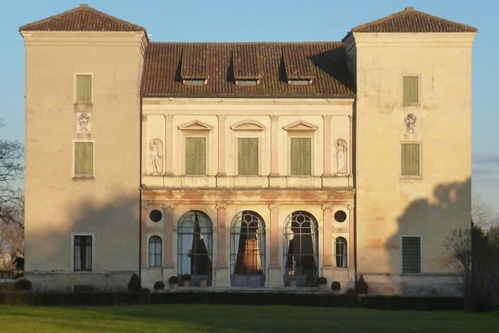 Explore Vicenza's Palladian Villas by E‑Bike: Self‑Guided UNESCO Route photo 3