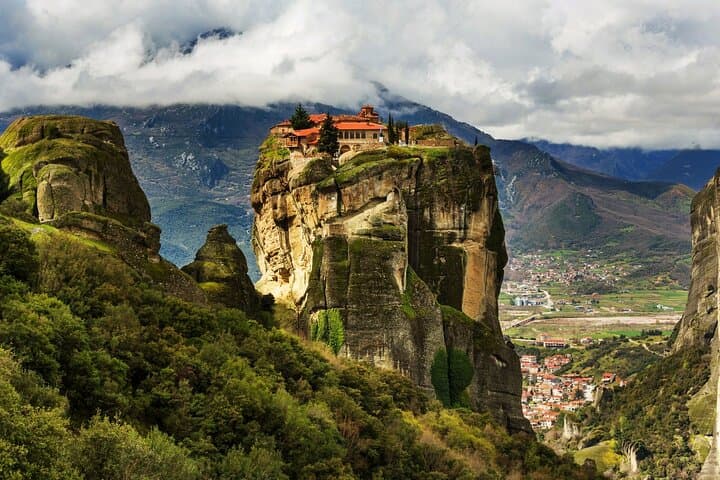 Private Meteora Full-Day Tour from Athens: Monasteries & Cliff Views photo 6