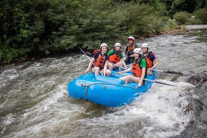 Family Rafting on the Mae Taeng River — Half-Day Class II–III Adventure from Chiang Mai photo 5