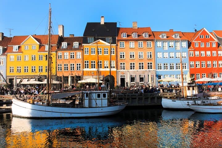 Copenhagen Self-Guided Scavenger Hunt: Puzzle Walk Through the City Center photo 2
