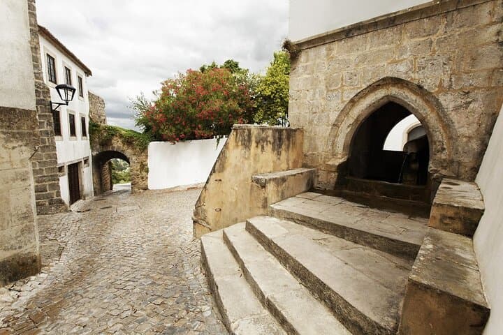 Ourém, Tomar & Almourol Castle Full-Day Private Tour — Knights Templar Route photo 3