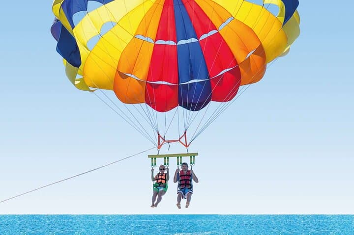 Cancun Do-It-All: Parasailing & MUSA Snorkel Adventure photo 3