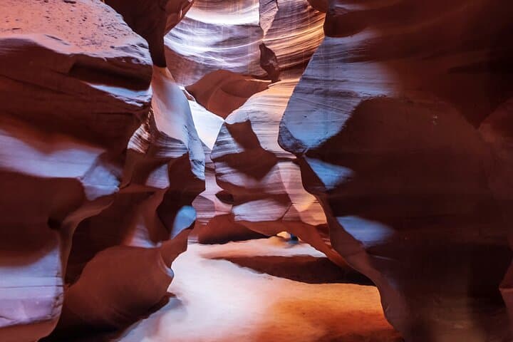 Explore Upper Antelope Canyon: Guided Walk & Photography Tour photo 6
