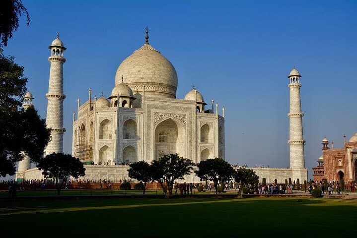 Classic 5-Day Golden Triangle Tour: Delhi, Agra & Jaipur Essentials