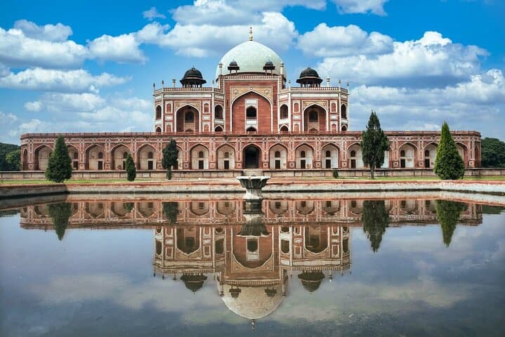 Classic 5-Day Golden Triangle Tour: Delhi, Agra & Jaipur Essentials photo 3