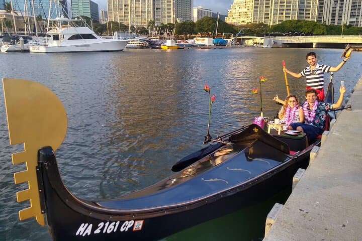 Waikiki Gondola Cruise — Grand Canal Ride with Drinks & Pastries to Magic Island photo 6