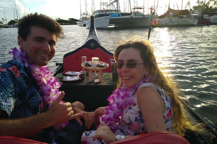 Waikiki Gondola Cruise — Grand Canal Ride with Drinks & Pastries to Magic Island photo 5