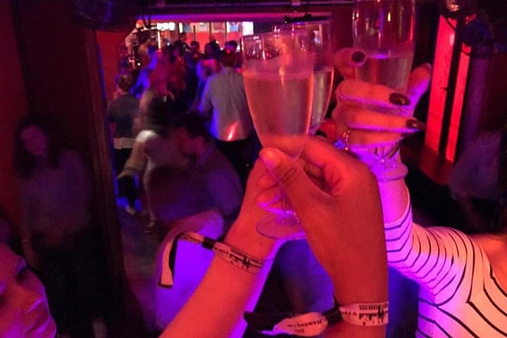 Reeperbahn Ladies Night: Champagne, Cocktails & Club Crawl in Hamburg photo 3