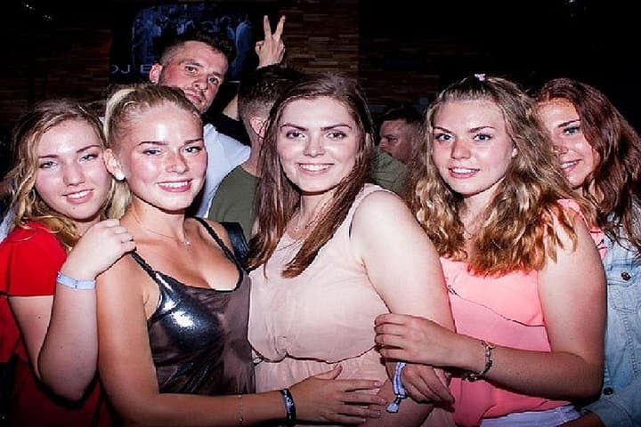 Reeperbahn Ladies Night: Champagne, Cocktails & Club Crawl in Hamburg photo 4