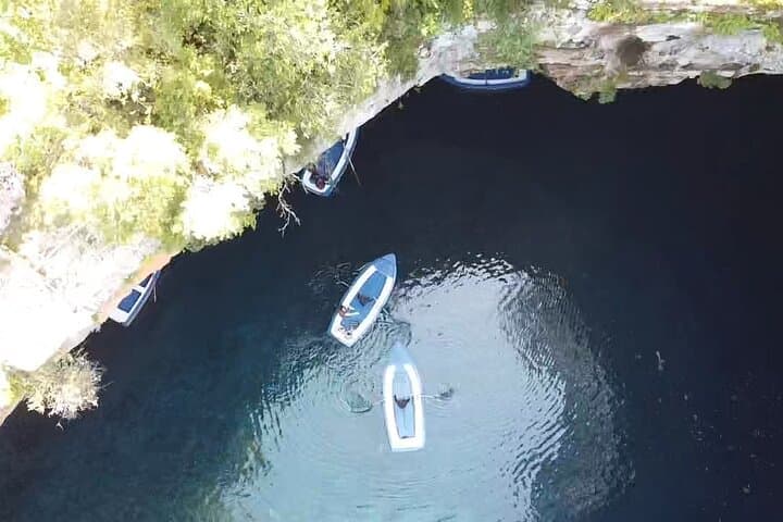 Melissani Lake & Drogarati Cave Half-Day: Boat Ride, Stalactites and Myrtos Beach Swim photo 5