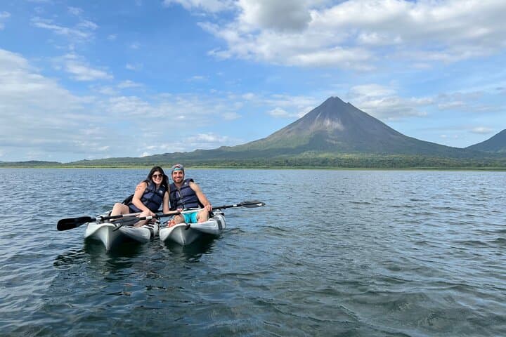 Arenal Lake Kayak Adventure with Local Guide — Volcano Views & River Beach Stop photo 2