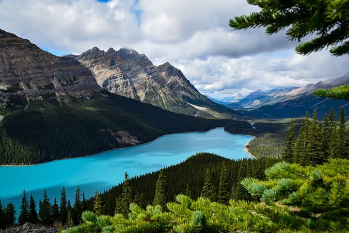 Icefields Parkway Highlights and Secrets: Banff to Columbia Icefield Day Tour photo 6