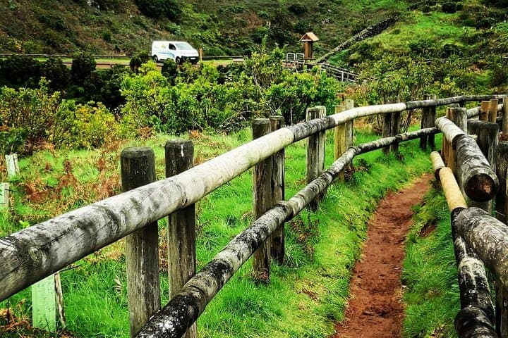 Terceira Underground Van Tour: Biscoitos Pools, Furnas do Enxofre & Gruta Natal (Half Day) photo 6
