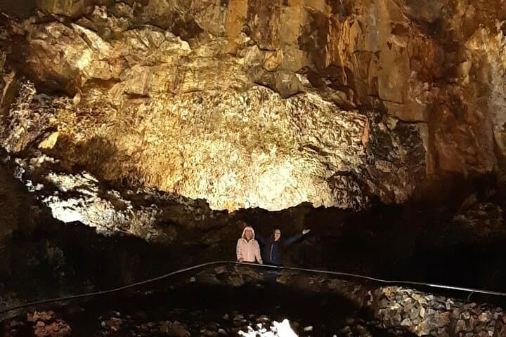 Terceira Underground Van Tour: Biscoitos Pools, Furnas do Enxofre & Gruta Natal (Half Day) photo 4